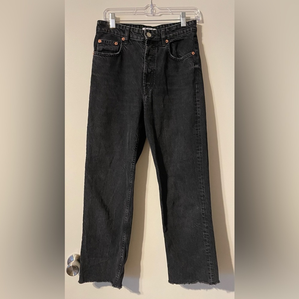 Zara High Rise Raw Hem Straight Leg Black Jeans Size 6